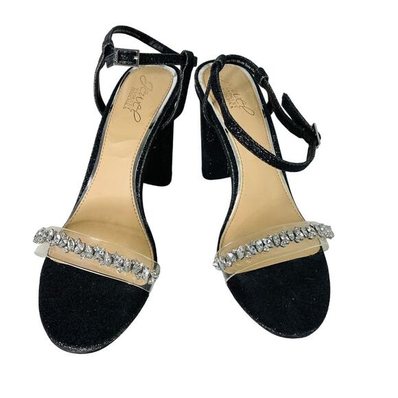 Elegant Black Heeled Sandals - Picture 3 of 9